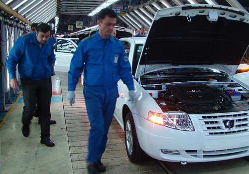 وضعیت خودروسازان بحرانیتر از مؤسسات مالی غیرمجاز