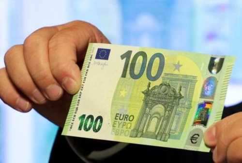 ایتالیا و فرانسه بازنده اصلی یورو در اروپا