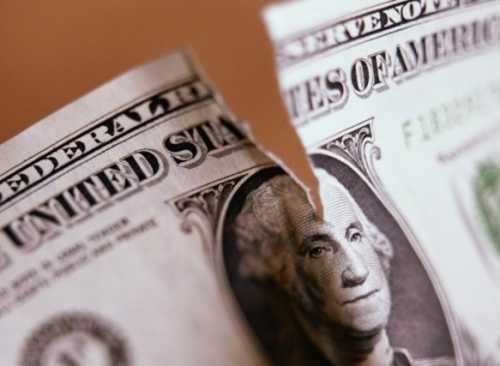 امکان حذف دلار از معاملات نفتی وجود دارد؟