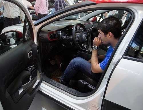 خودرو در سال 98 گران می‌شود یا ارزان؟