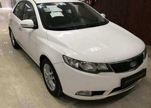 ریزش قیمتها در بازار خودرو همچنان ادامه دارد