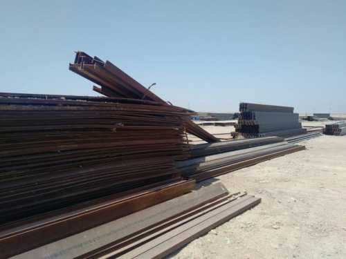 انباشت آهن آلات در نبود تقاضا