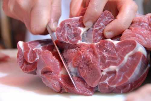 مقاومت گوشت قرمز و تسلیم شدن مرغ 