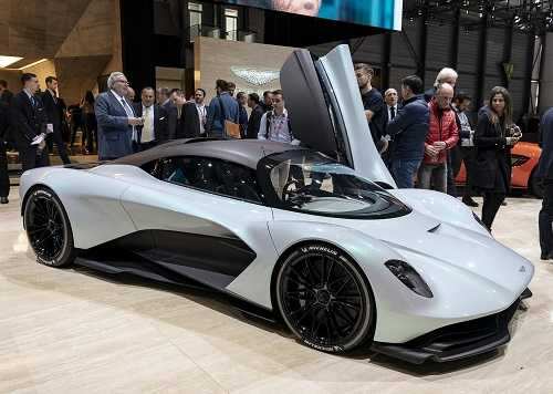 یک آستون مارتین دیگر برای جیمز باند