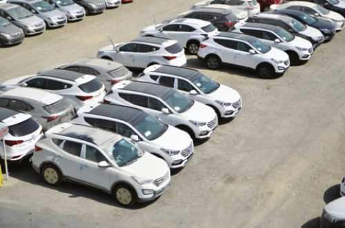 ترخیص خودروهای وارداتی از سر گرفته شد