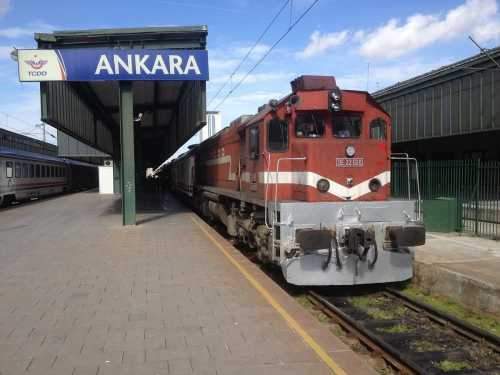 راه‌اندازی قطار تهران - آنکارا از 19 تیرماه + قیمت بلیت