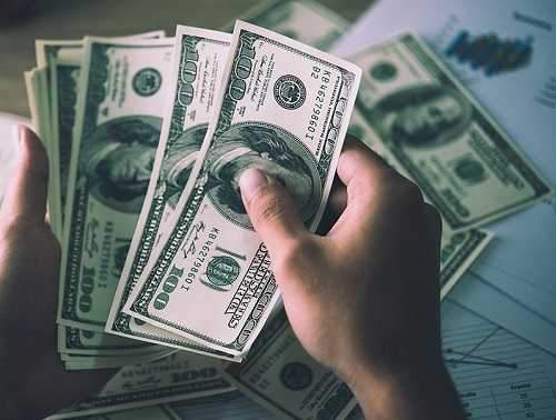 تلاش عوامل پنهان برای گران کردن نرخ ارز