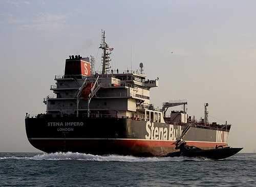 سرنوشت انتقال روزانه 15 میلیون بشکه نفت در دستان ایران