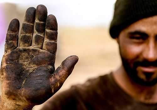 چرا ایرانیها برای کار به کردستان عراق و قطر میروند؟