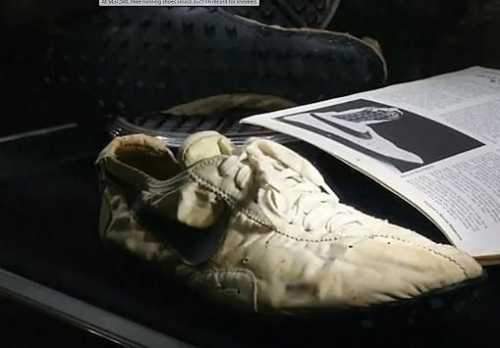 رکورد قیمت حراجی یک کفش شکسته شد