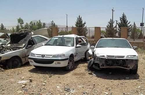 سرودست شکستن برای ماشینهای تصادفی
