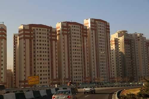 ادامه مخالفتها با مسکن مشارکتی