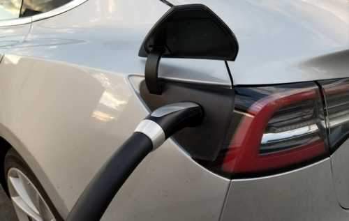 معرفی قدرتمندترین خودروهای برقی جهان