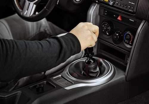 11 خطای رانندگی که به ضرر خودرو شما است