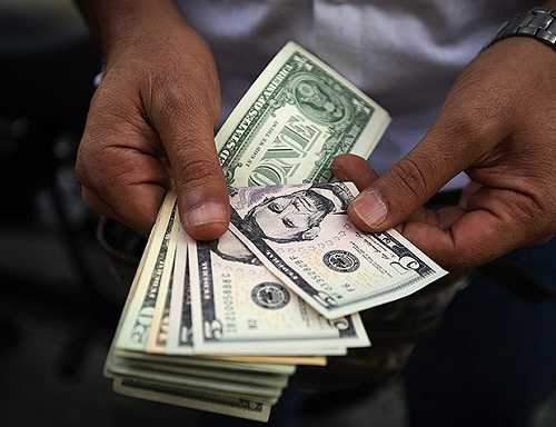 لیست قیمت دلار و دیگر ارزها در صرافی‌; پنجشنبه 2 آبان 98