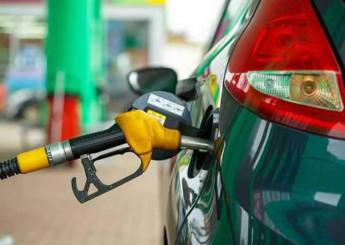 بنزین معمولی با بسیای از خودروهای مونتاژی سازگار نیست