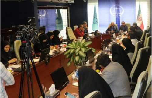 نقدی بر نشست خبری کانون سردفتران
