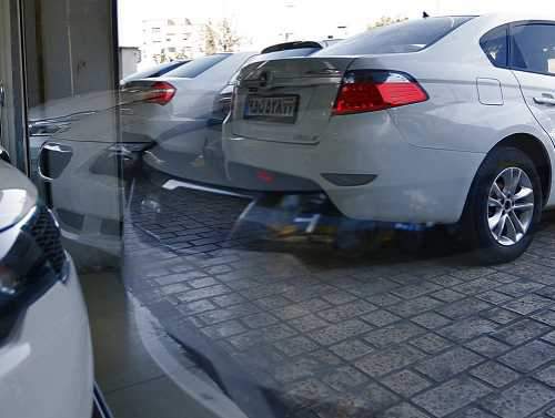 بازار خودروی تهران، راکد اما آرامتر از هفته قبل