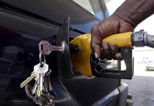 تکلیف کارت سوخت خودروهای صفر چه می‌شود؟