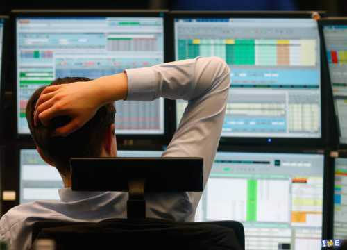 جهش 3 درصدی قیمت نفت و سقوط بورسها در پی اعلام خبر ترور سردار سلیمانی