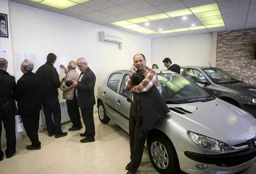 بلیت بخت‌آزمایی متقاضیان در فروش محدود خودروسازان