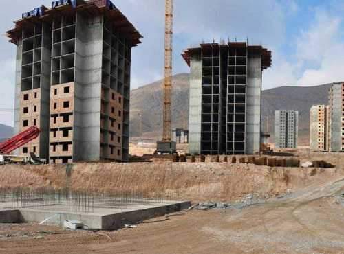 مسکن ملی در زمان مقرر تحویل میشود؟