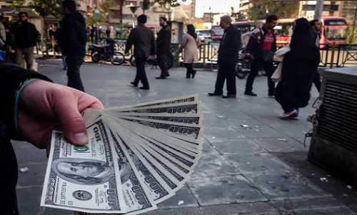 رشد قیمت دلار در بازار ادامه دارد