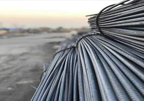 بازار آهن در تب و تاب گرانی