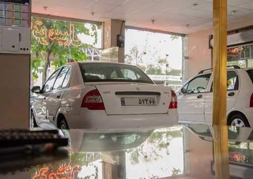 معاملات در بازار خودرو به پایین‌ترین حد خود رسید