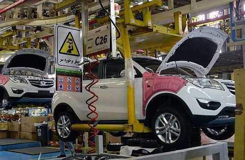 خودروسازان کشور بر سر دو راهی تولید