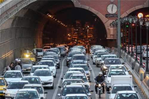 بازگشت خودروها به خیابانهای پایتخت