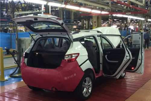 آخرین استعلام خودروسازان از استاندار تهران برای شروع تولید