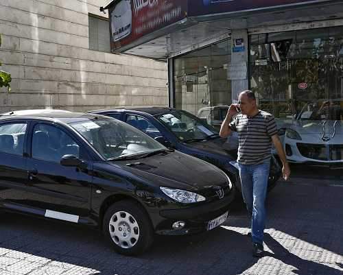 رکود تورمی شدید در بازار خودرو