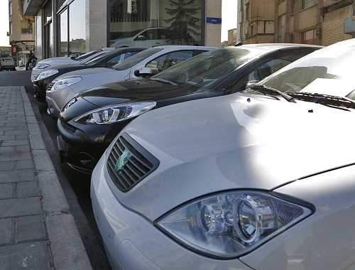پارکینگهایی که قیمت خودرو را گروگان گرفتهاند