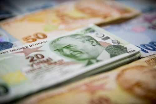 ارزش لیر ترکیه به کمترین سطح تاریخی خود رسید
