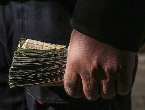 اسکناس سواری کرونا و ضرورت حذف مبادلات نقدی