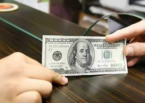 فروش 2200 دلار با کارت ملی از سر گرفته شد