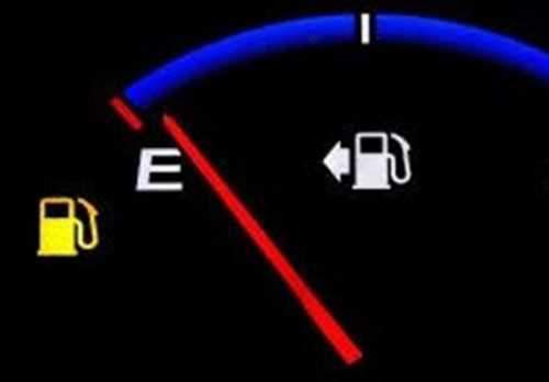 بهتر است با بنزین انتهای باک حرکت نکنیم