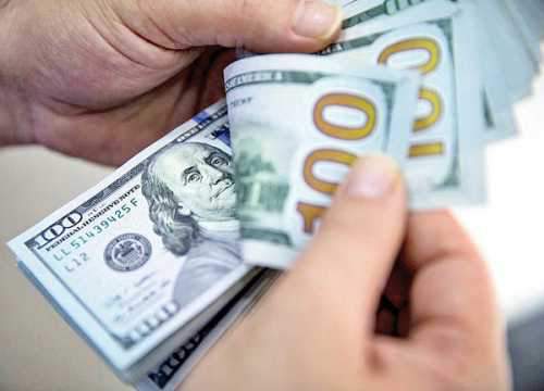 تغییرات قیمت دلار در بازار محدود شد