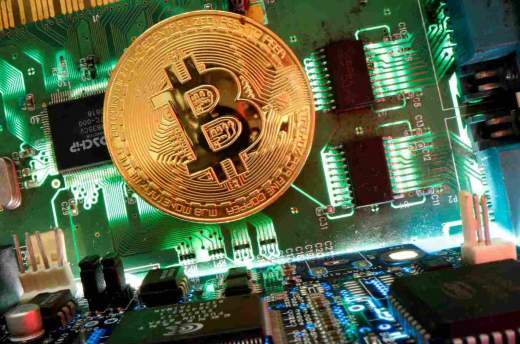 چرا غول نرمافزار، یک میلیارد دلار بیتکوین خریده است؟