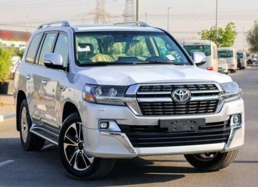 قیمت محصولات تویوتا در کشور امارات + قیمت به پول ایران