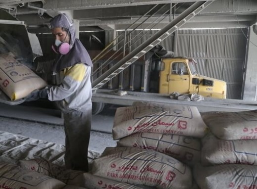 چگونگی مصرف برق در صنایع سیمان و فولاد مشخص شد