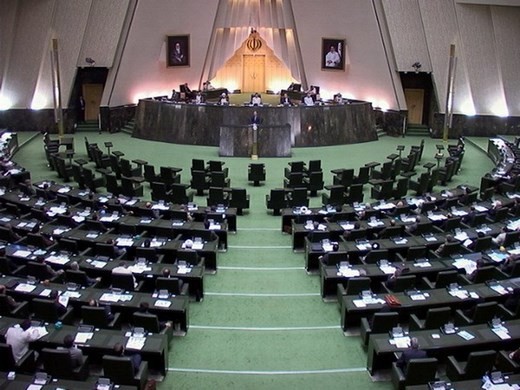 اتهامزنی رئیس کمیته کانون سردفتران به نمایندگان مجلس