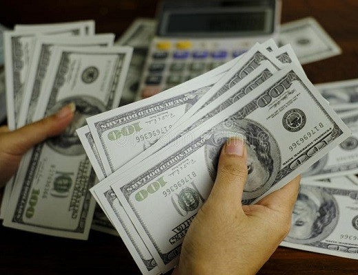 قیمت جدید دلار و یورو در صرافی های بانکی - 29 شهریور 1400