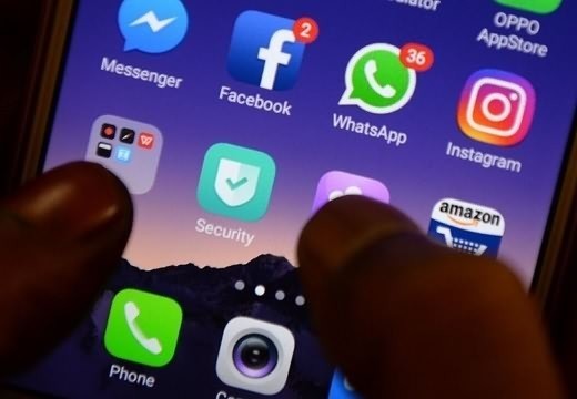مالک فیس بوک 7 میلیارد دلار ضرر کرد