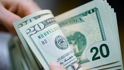 قیمت دلار در یک موقعیت حساس
