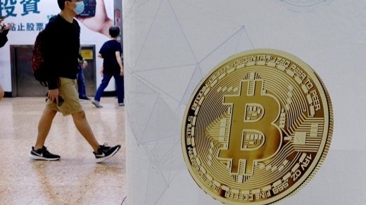 بیتکوین در تعقیب طلا