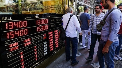 پشتپرده صفهای طولانی خرید دلار با اجاره کارت ملی