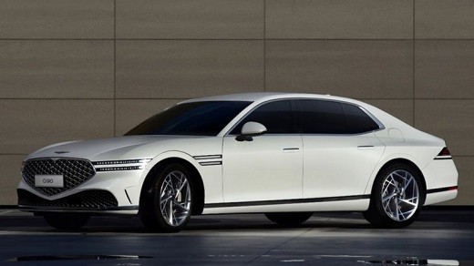 لوکسترین خودرو کرهای برای رقابت با بنز و BMW