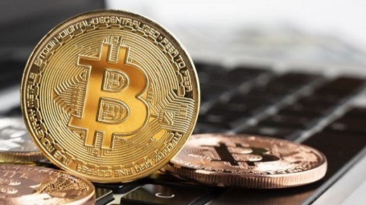 ریزش 30 درصدی ارزش قیمت بیت کوین از اوج